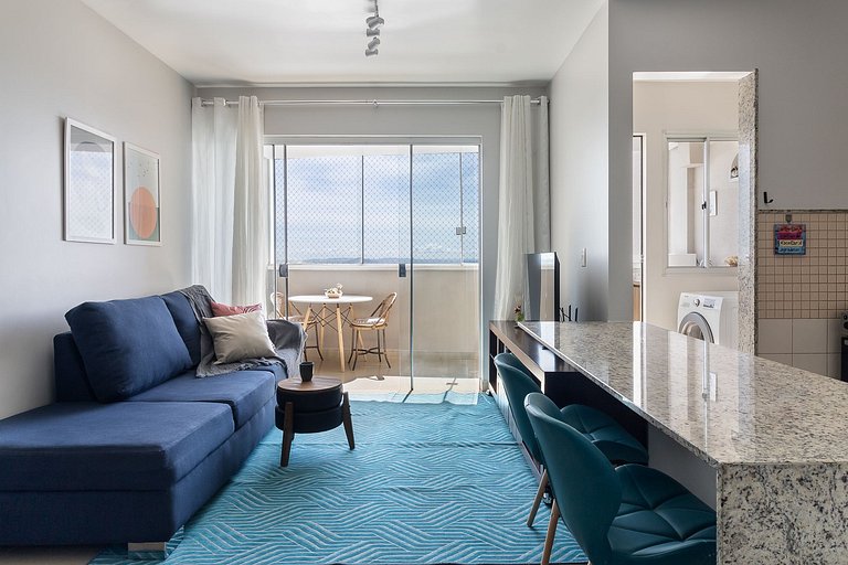 ¡Vistas espectaculares! Cerca del centro comercial Flamboyan