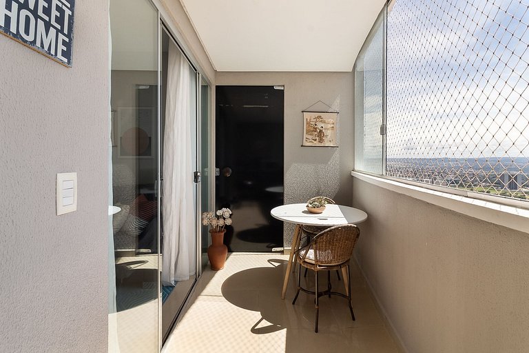 ¡Vistas espectaculares! Cerca del centro comercial Flamboyan