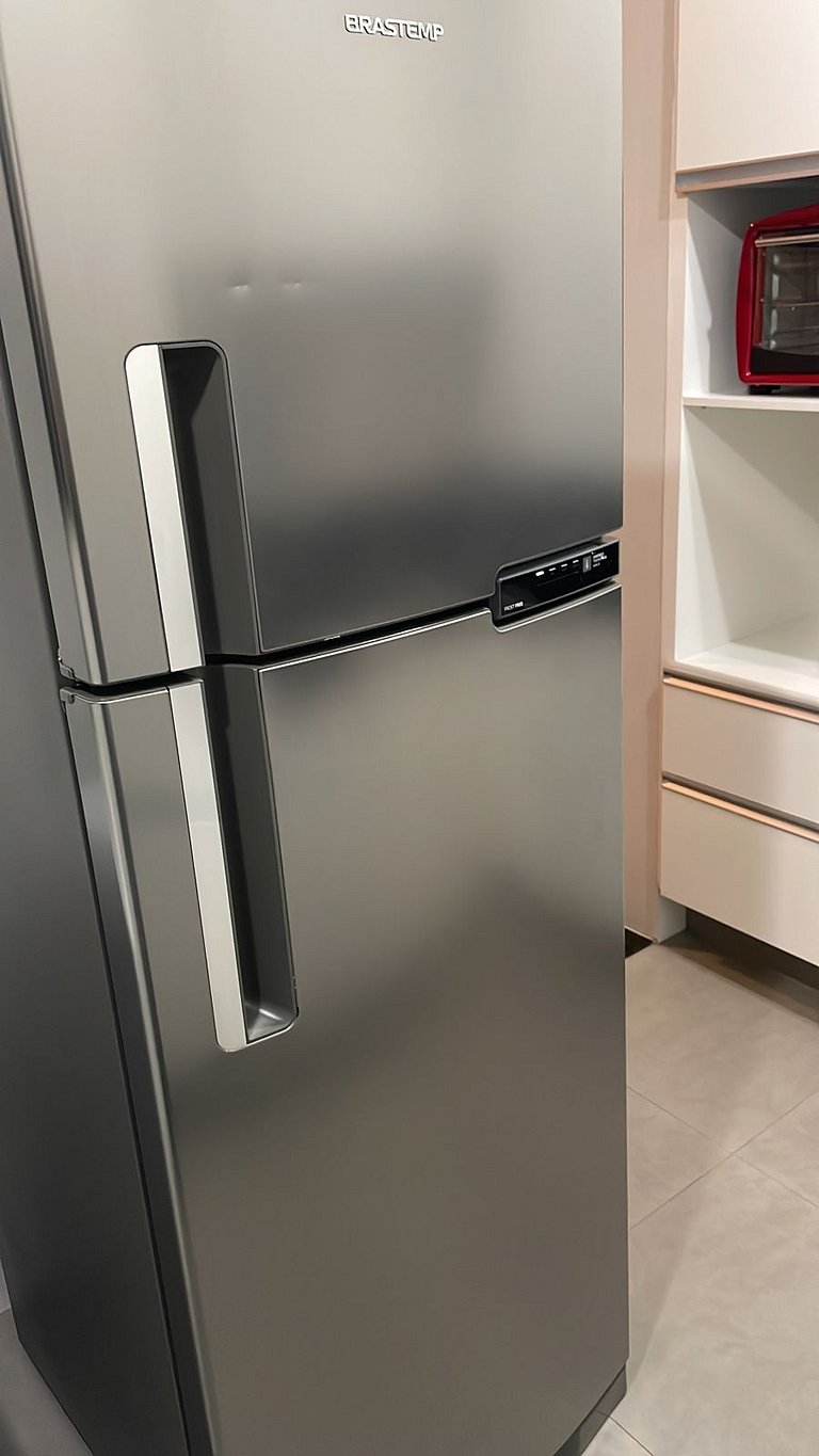 Muy cerca de todo. Entre Bueno y Marista, con hospitales, ce