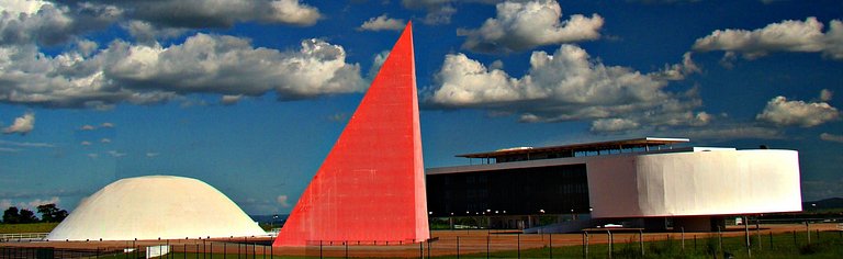 ¡Vistas espectaculares! Cerca del centro comercial Flamboyan