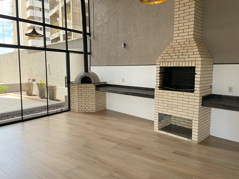 ¡Vistas espectaculares! Cerca del centro comercial Flamboyan