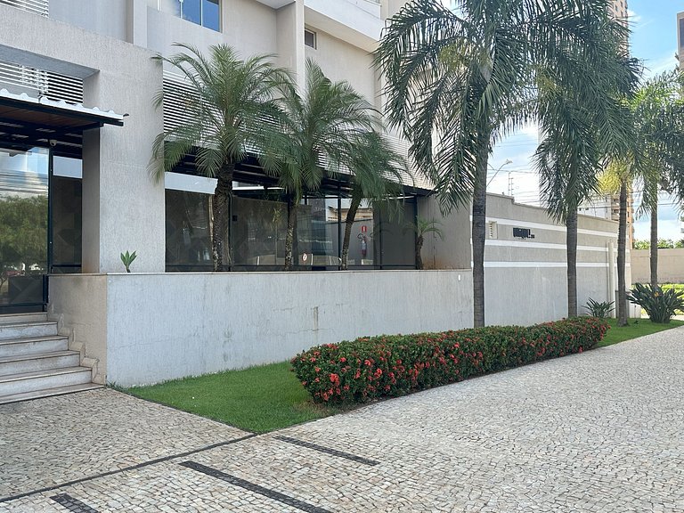 Mirador, piscina, cerca del centro comercial Flamboyant, ave