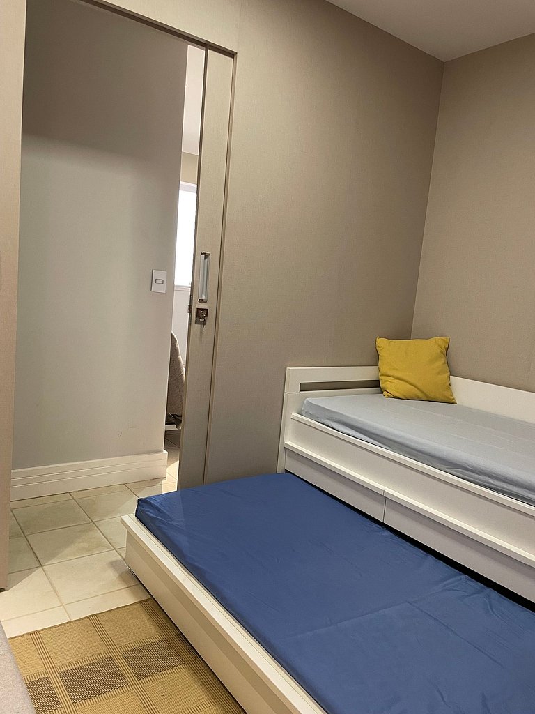 City view, Pool, 0.5 miles near Malls, Markets, Park