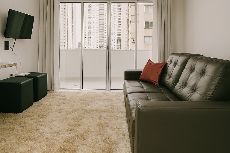 2Rooms-Malls and Markets. Quick/Easy access