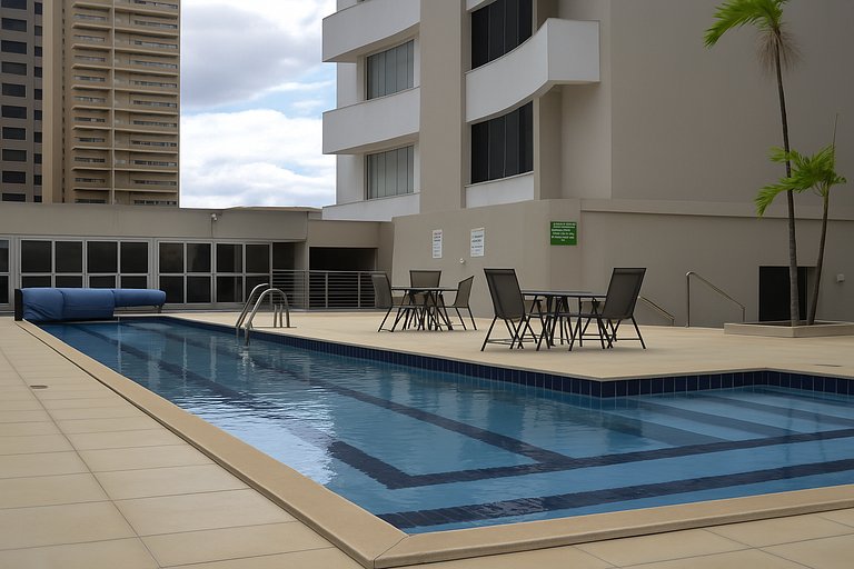 Perto Shopping, Parque Flamboyant, Oscar Niemeyer, Piscina,