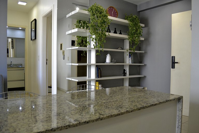 Modern apartment with 2 bedrooms, pool and view.