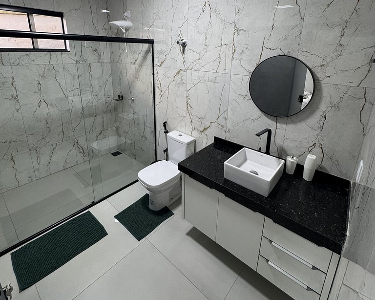 Casa Aconchegante com Ar em Tudo – Próx ao Centro!