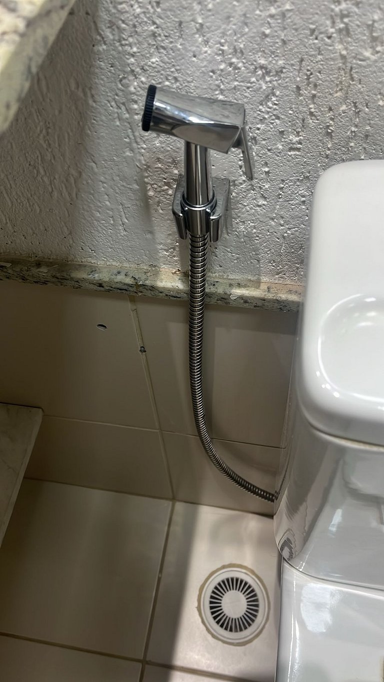 Piscina moderna y climatizada, cerca de espectáculos y centr