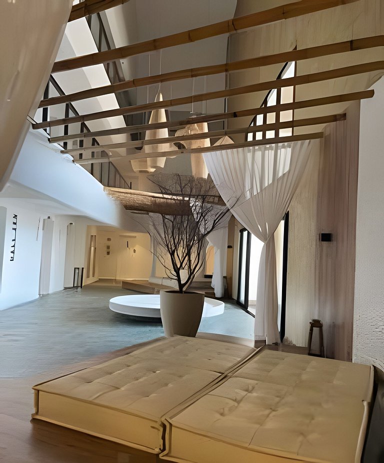 Romântico e Charmoso, Flat acolhedor