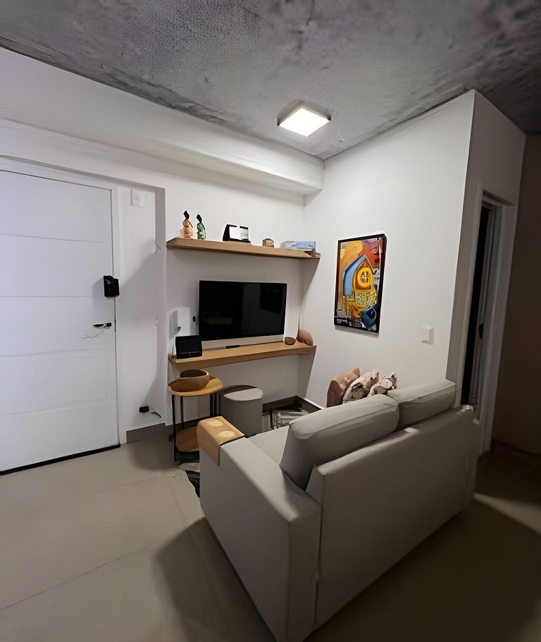Romântico e Charmoso, Flat acolhedor