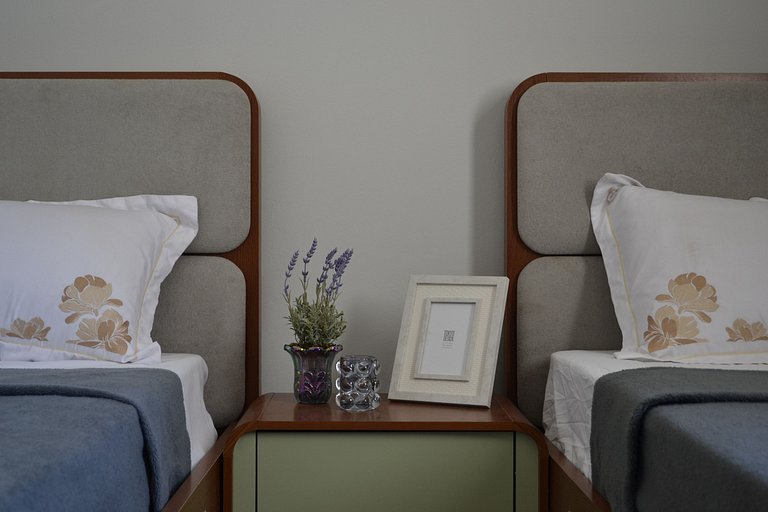 Your Modern Retreat | 3 Elegant Bedrooms