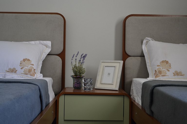 Your Modern Retreat | 3 Elegant Bedrooms