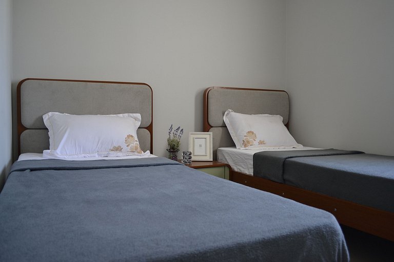 Your Modern Retreat | 3 Elegant Bedrooms