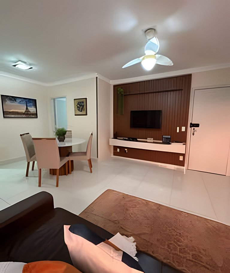 Comfortable, close to Av. 85 and T-63
