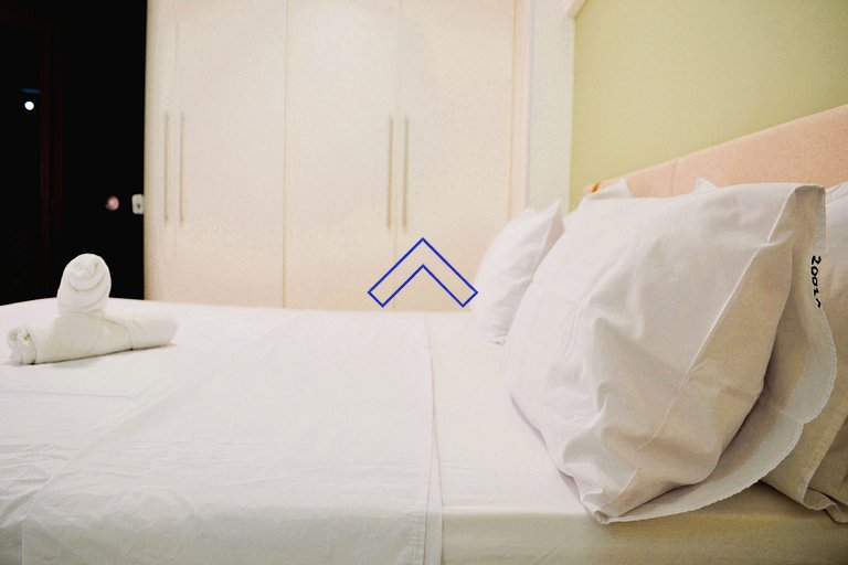 A lot of comfort! King size bed and plenty of leisure activi