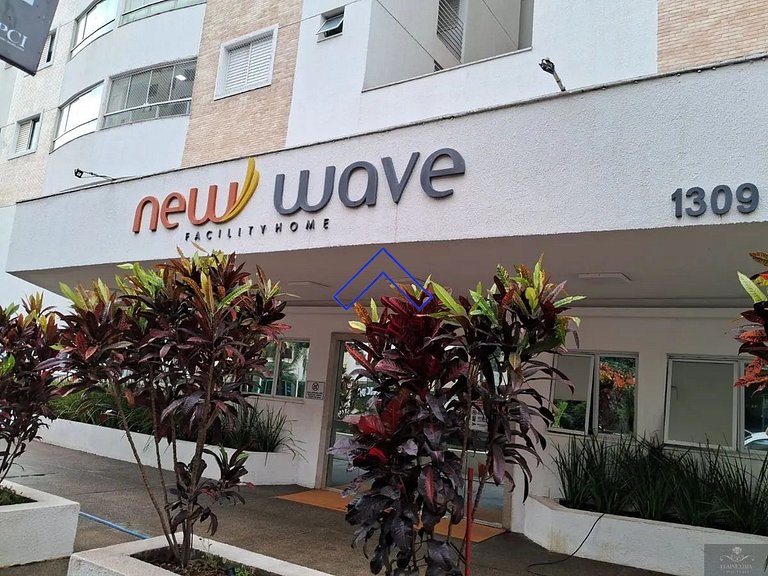 NW1704 - Modern apt with workspace, garage, near hospitals.
