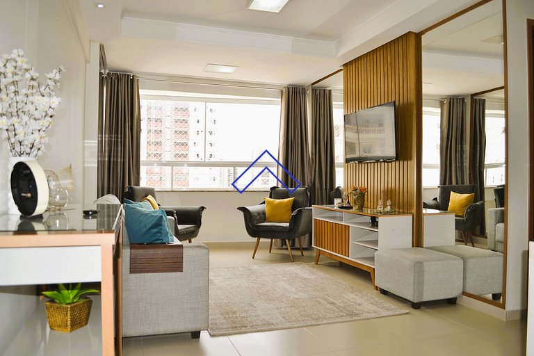 NW1704 - Modern apt with workspace, garage, near hospitals.