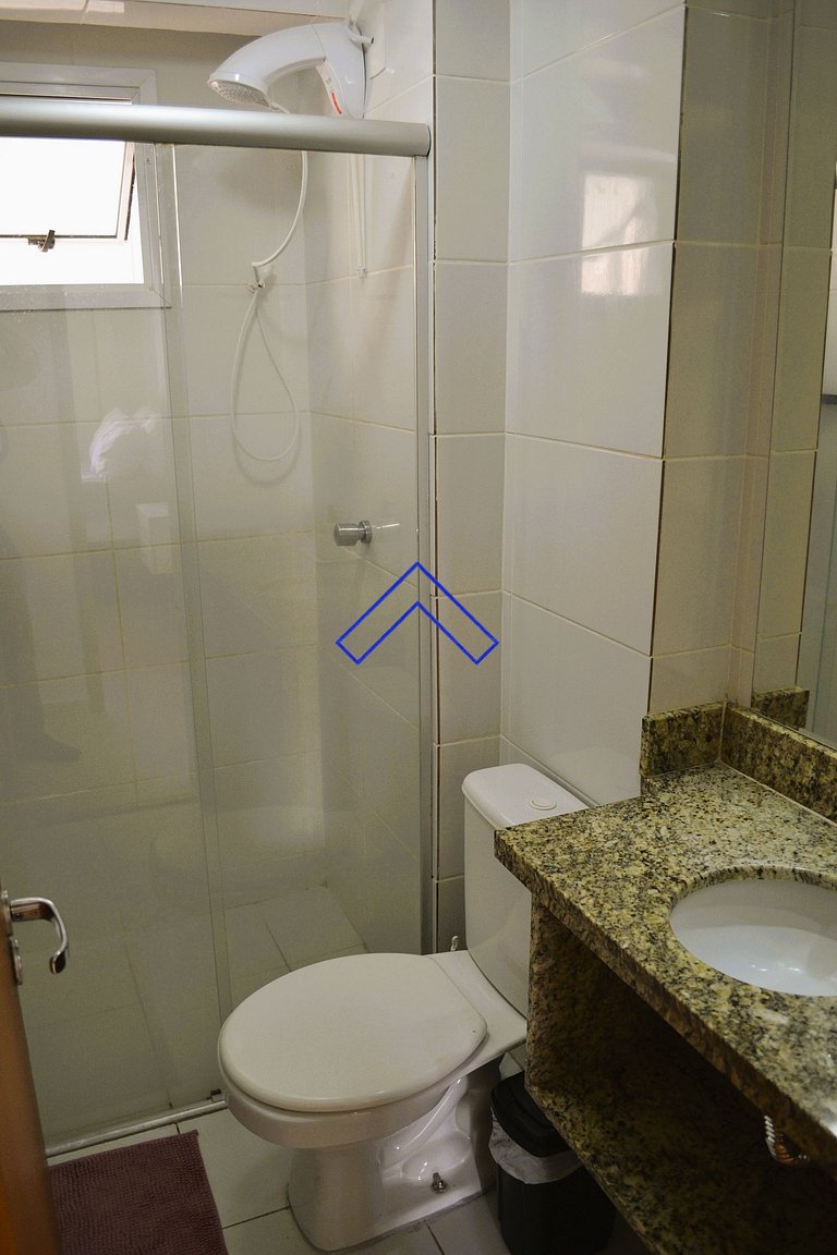 NW1704 - Modern apt with workspace, garage, near hospitals.