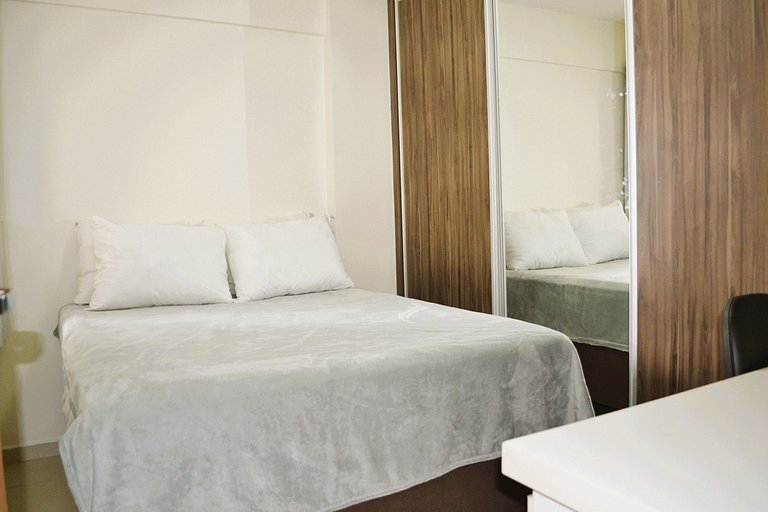 Apto Moderno c/ Workspace, Garagem, Próx Hospitais