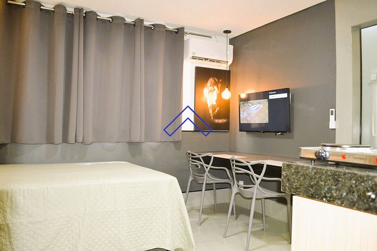 Studio Premium Polo Industrial: Comodidad/Estilo