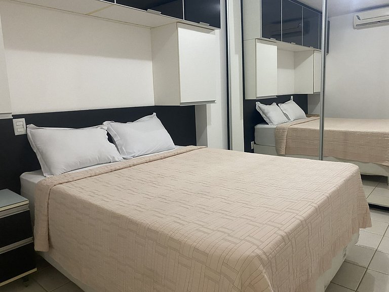 Relájate en GYN: Piscina, sauna y vista panorámica