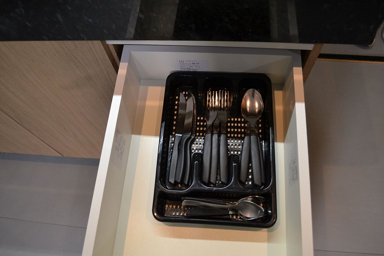 New studio w/ a/c and washing machine