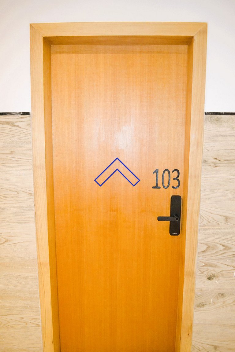 RG103 - Entire Furnished Apt: Perfect for Work and Leisure