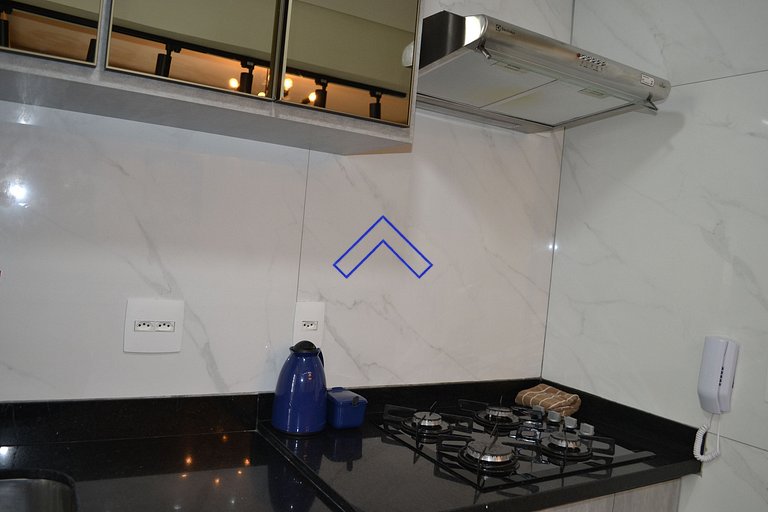 2-BR Apt w/ A/C & private barbecue near Flamboyant