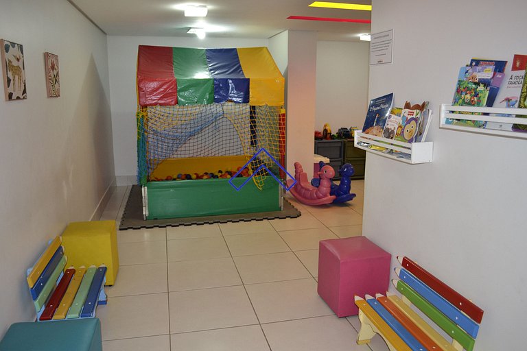 2-BR Apt w/ A/C & private barbecue near Flamboyant