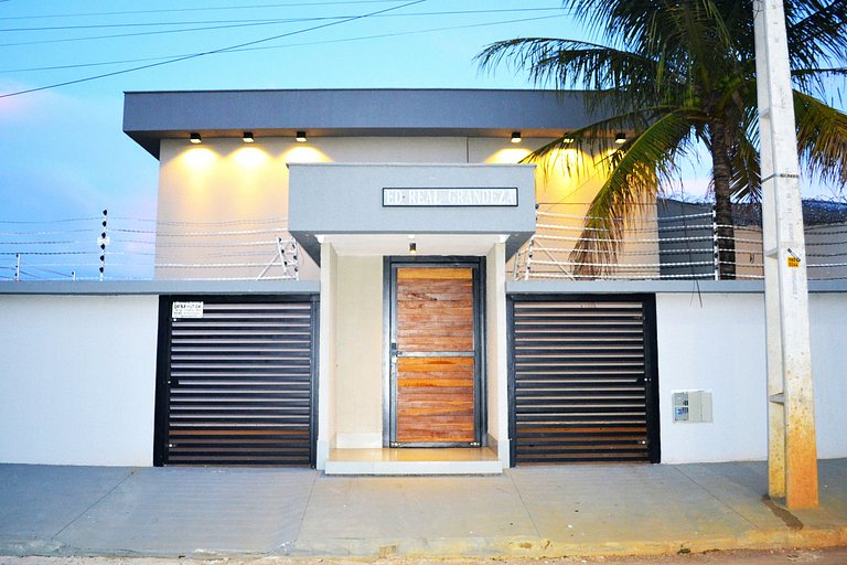 Impeccable studio with a fully equipped kitchen and a small