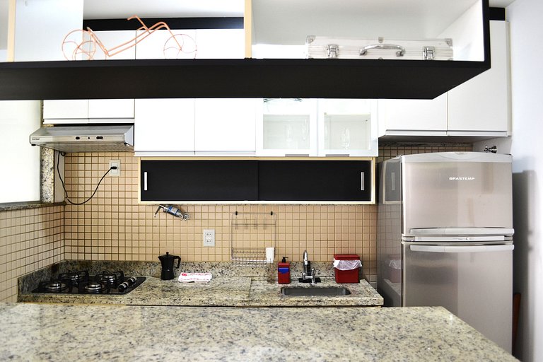 Relájate en GYN: Piscina, sauna y vista panorámica