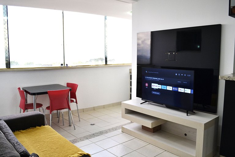 Relájate en GYN: Piscina, sauna y vista panorámica