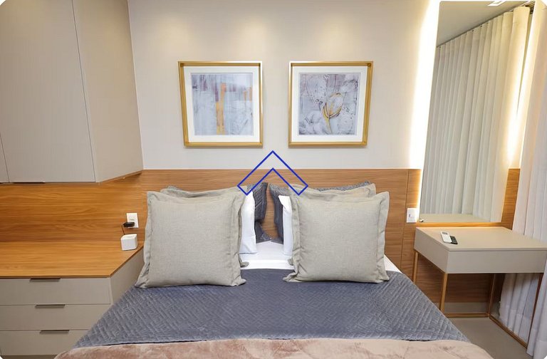 Premium Panoramic View 32nd Floor | West Sector