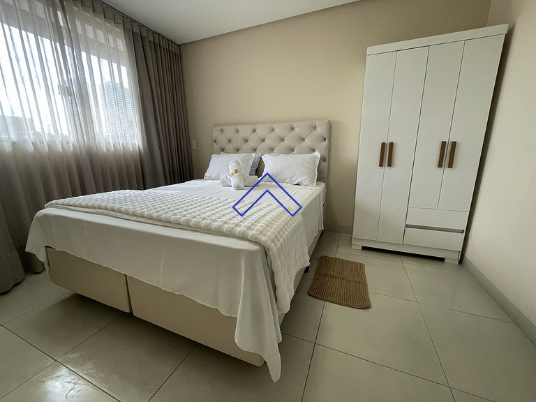 Espacioso departamento de 2 habitaciones con suite a 5 minut