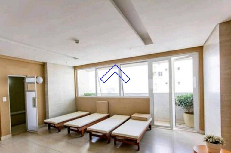 BF2603 - Modern + complete walking distance Flamboyant Park