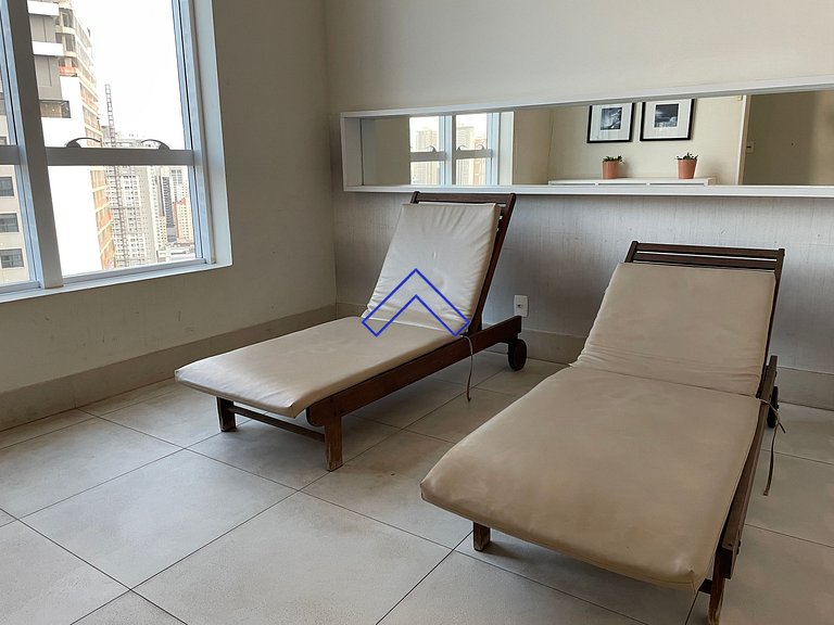DNA607G - Rooftop show plus heated pool and gym