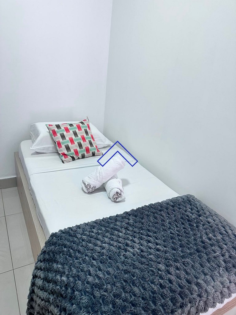 Relaxe em GYN: Piscina Aquecida, Sauna e Academia