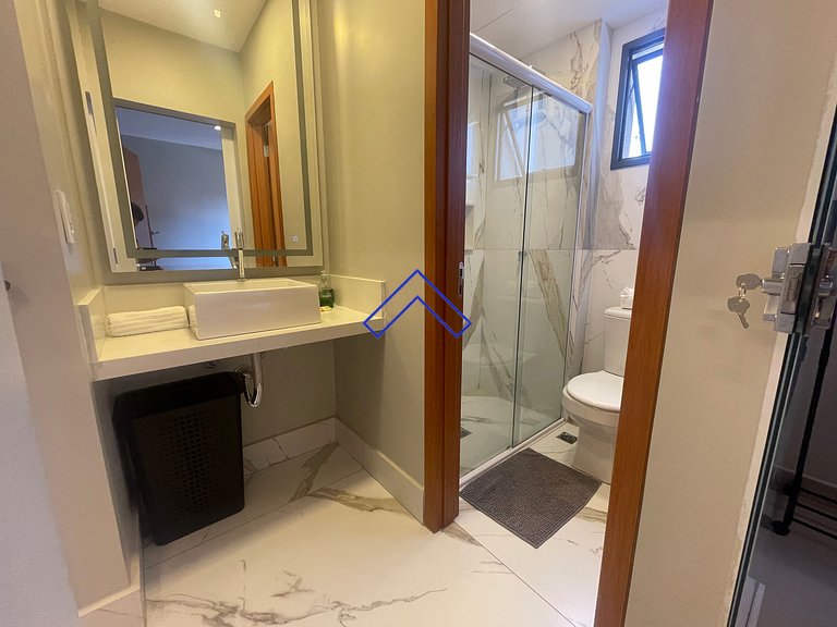 Perto Hospital, Shopping, 3 Suites, Piscina