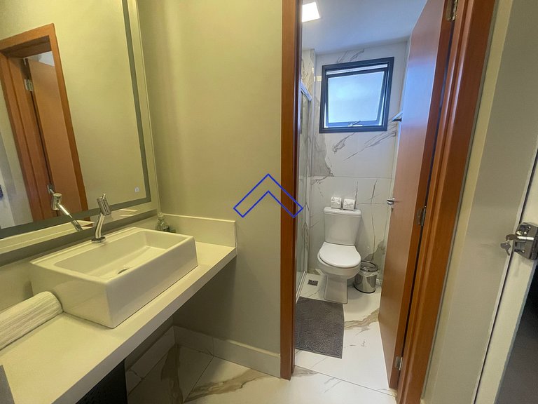Perto Hospital, Shopping, 3 Suites, Piscina